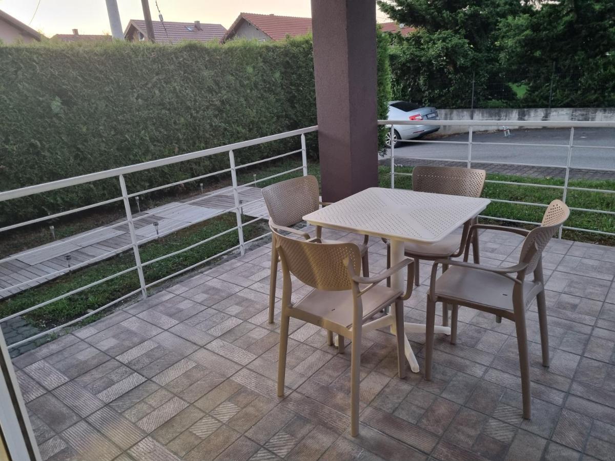 Kfn Concept One Apartment Zagreb Luaran gambar